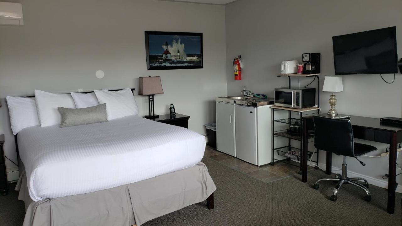 Middleton Motel & Suites Ngoại thất bức ảnh
