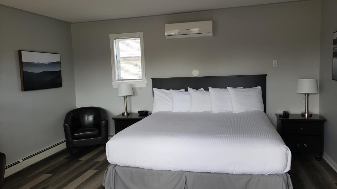 Middleton Motel & Suites Ngoại thất bức ảnh